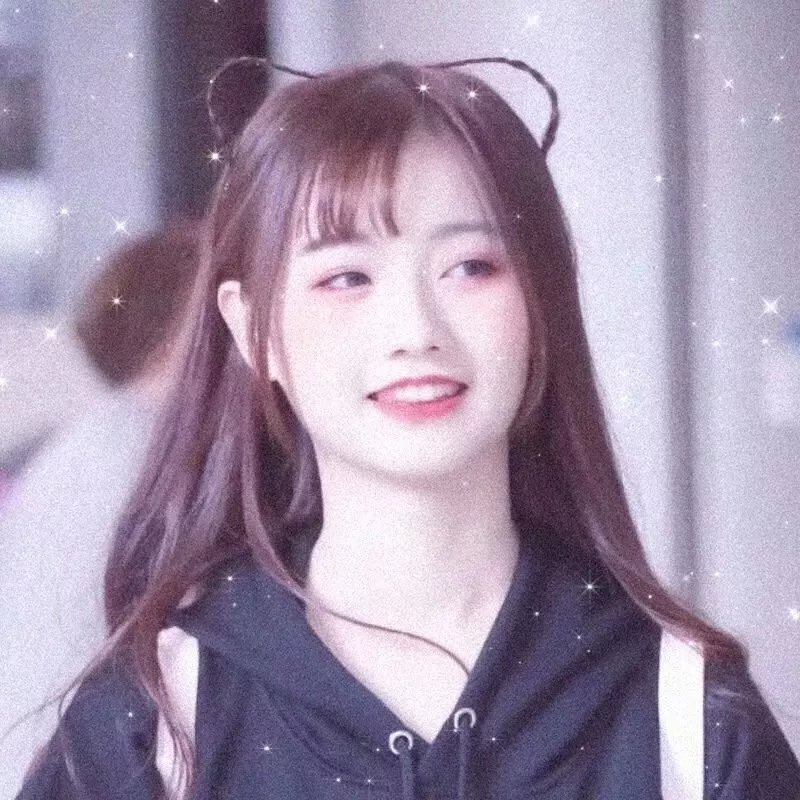 雷电交加的小路